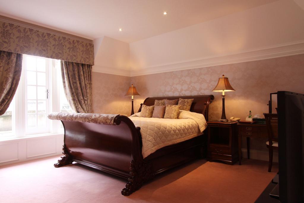 Mansion House Hotel Елджин Стая снимка